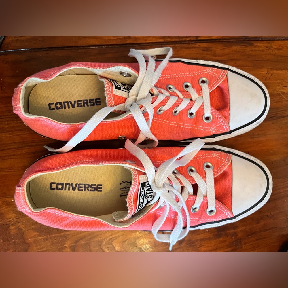 Pink Converse All Star sneakers, women’s 9